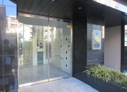 ヴァレッシア川口幸町シティのエントランス