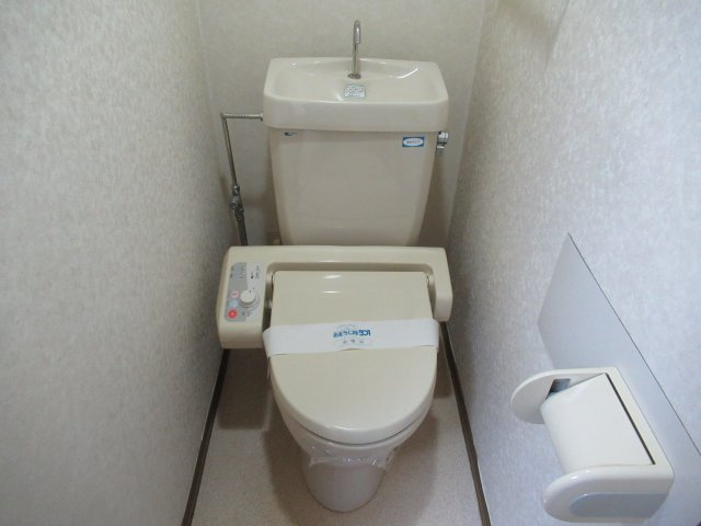 ラ・フランスマンション本町のトイレ|サンプル写真になります。