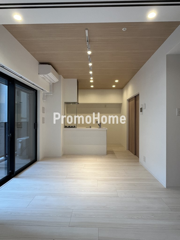 ズーム本郷の居間・リビング