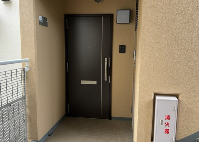 【その他共用部分】 | 南大沢学園五番街２号棟 | 共有部分は、住民なら誰もが使える設備のこと。例えば駐車場やエレベーター、インターネット設備、セキュリティ設備などがあります。他にも、マンションの廊下・外部階段やエントランス・ゴミ置き場などがあります。