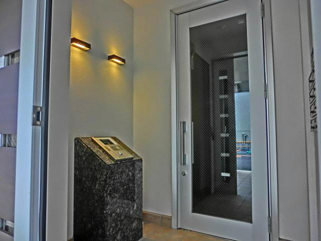 メルベージュのエントランス