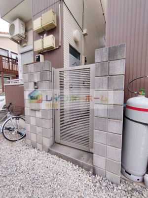 【エントランス】 | ラウレア上福岡3C