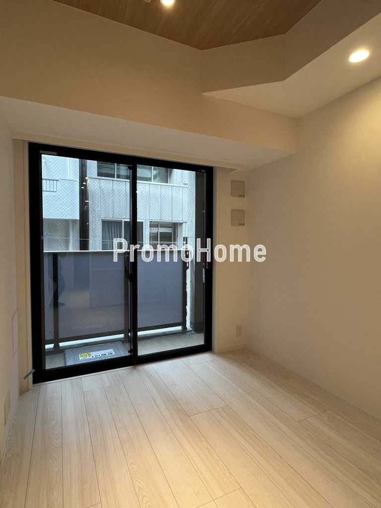 ズーム本郷の洋室