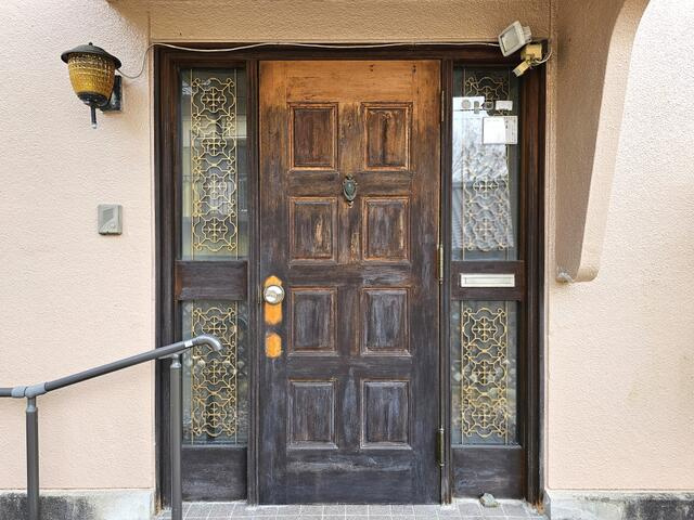 瑞浪市釜戸町の一戸建ての玄関