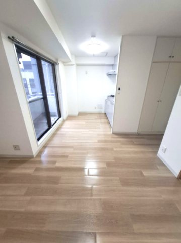 北区中里２丁目の賃貸マンション