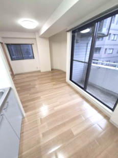 北区中里２丁目の賃貸マンション