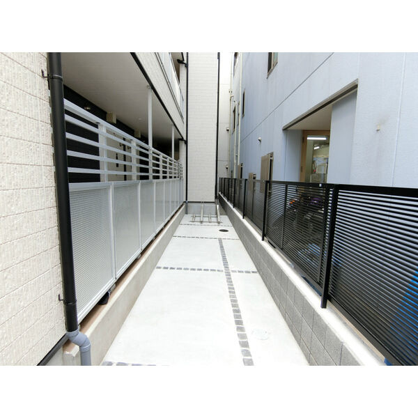 リブリ・アベリアのエントランス