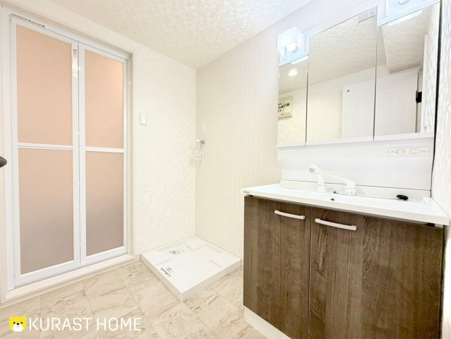 サンシティ桂坂参番館　4階の洗面所