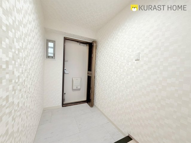 サンシティ桂坂参番館　4階の玄関