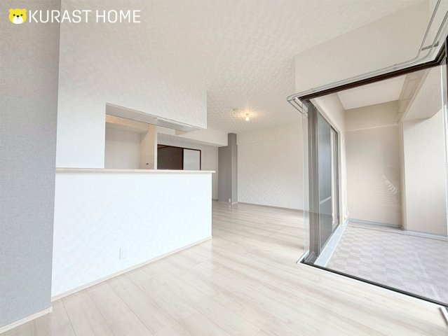 サンシティ桂坂参番館　4階の居間・リビング