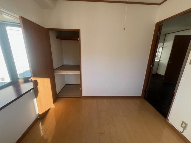 船橋グリーンランドビルⅡの寝室