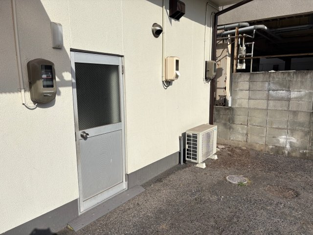 三番町貸店舗のその他|裏入口