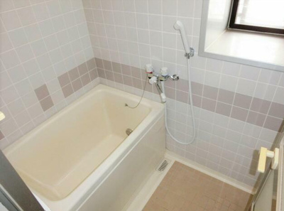 【浴室】 | カリフール今川３号棟 | 浴室乾燥機付きバス。