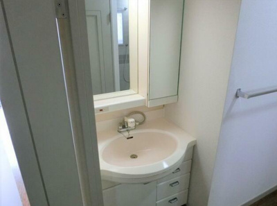 【独立洗面台】 | カリフール今川３号棟 | 嬉しい独立洗面台付き。