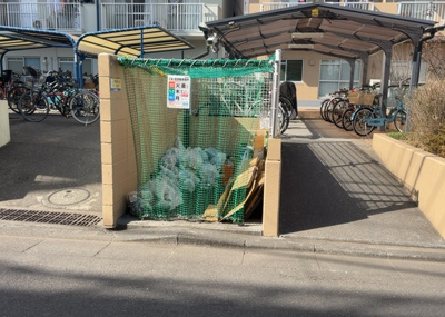 【設備】 | レクハイム相模原２ | 共有部分は、住民なら誰もが使える設備のこと。例えば駐車場やエレベーター、インターネット設備、セキュリティ設備などがあります。他にも、マンションの廊下・外部階段やエントランス・ゴミ置き場などがあります。