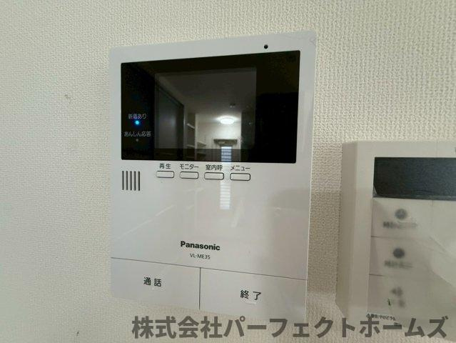 香里ヶ丘５丁目戸建　の防犯設備
