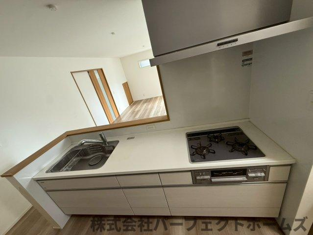香里ヶ丘５丁目戸建　のキッチン|キッチンでお料理をお楽しみください
