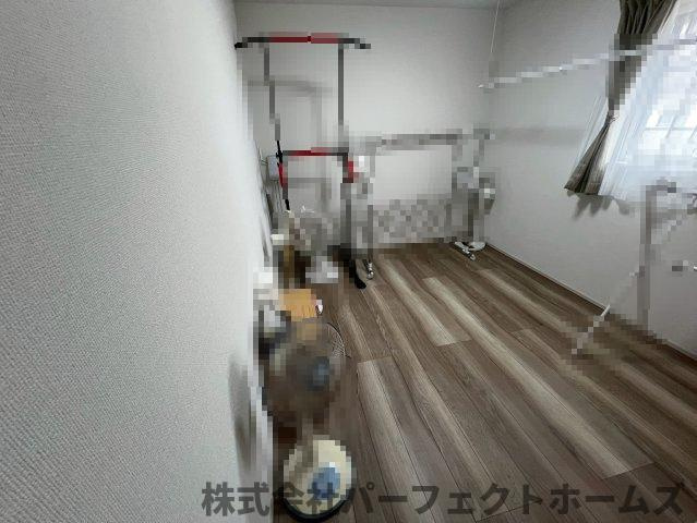 香里ヶ丘５丁目戸建　の洋室|洋室です