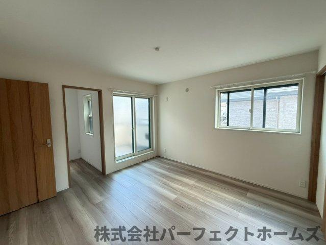 香里ヶ丘５丁目戸建　の洋室|ゆったりした洋室です