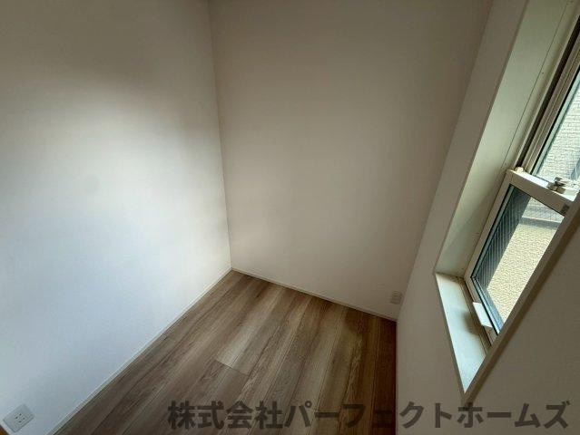 香里ヶ丘５丁目戸建　の内装|内装もきれいです