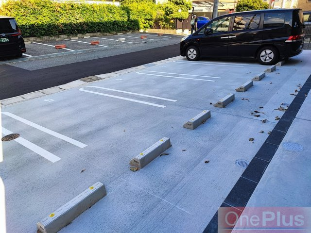 グランヴィル芦屋西の駐車場