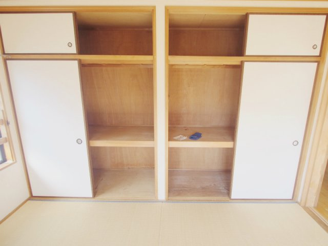 ギラソーレ福光の収納