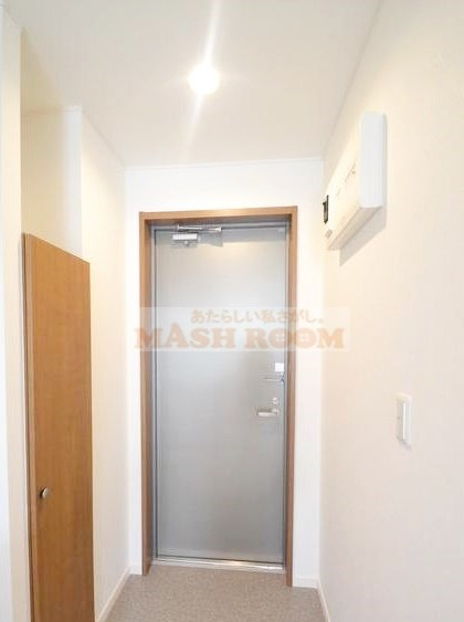 マルベリーコートの玄関