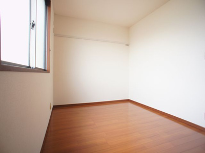 【寝室】 | アマービリスB | 清潔感のあるきれいな洋間です♪