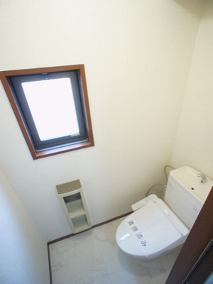 【トイレ】 | アマービリスB | 温水洗浄暖房便座機能付きです♪