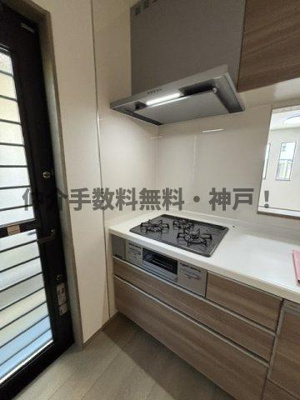【キッチン】 | 神戸市西区糀台3丁目　新築戸建B号棟　仲介手数料無料！ | キッチンです