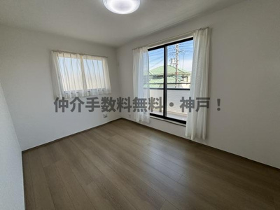 【洋室】 | 神戸市西区糀台3丁目　新築戸建B号棟　仲介手数料無料！ | 洋室です