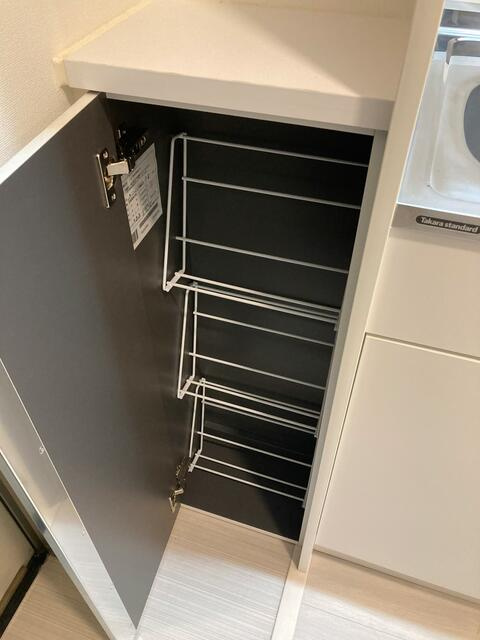 シューズボックス