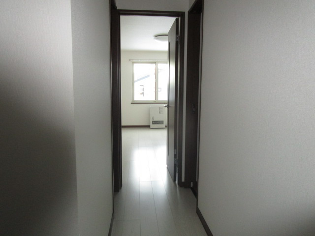 CRECERⅡ（クレセールⅡ）の玄関