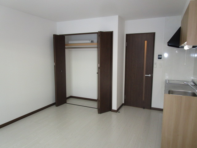 CRECERⅡ（クレセールⅡ）の居間・リビング