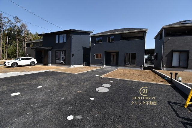 Cradlegarden　 水戸市河和田町　第3　21の駐車場|駐車場は十分なスペース。ご家族それぞれが車をご所有の場合や、来客の際も安心です。
内覧可能です。ご予約はHPから、またお電話でもお気軽にどうぞ。