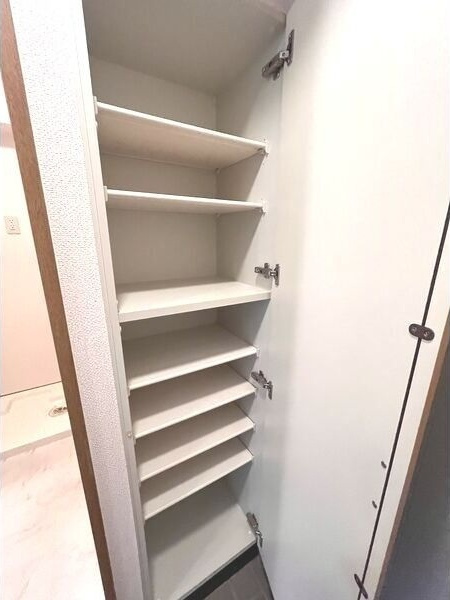 シティライフ覚王山北の玄関