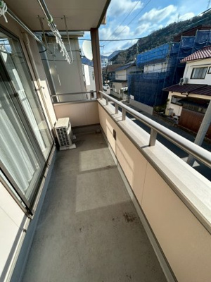 【バルコニー】 | 安芸郡海田町月見町　戸建 | 日当たりの良いバルコニー（令和8年1月現在）