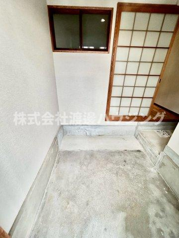 光ハウス西難波2の玄関