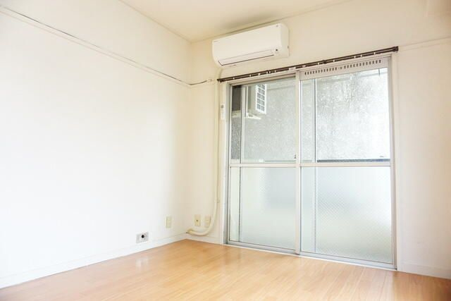 曙レジデンスの居間・リビング