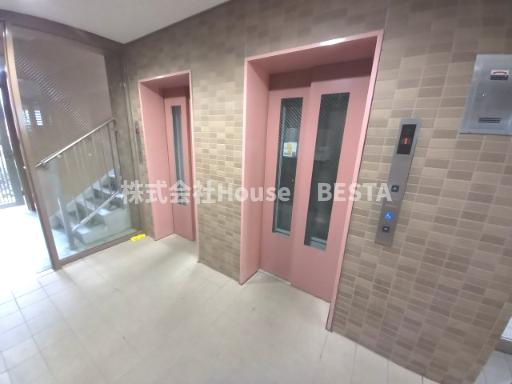 レジディア神戸ポートアイランド　サウス・センターのロビー