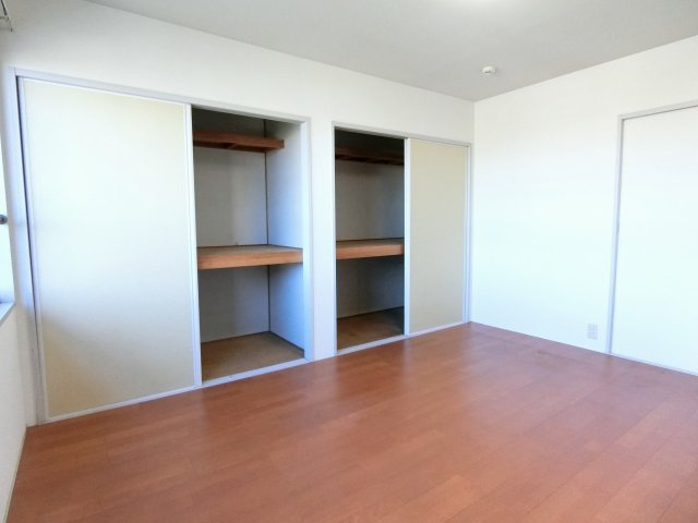 コートビレッジ苅原の寝室|寝室にピッタリの洋室です