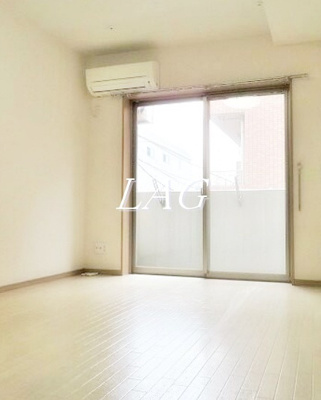 【居間・リビング】 | ＬＥＸＵＳ市川南Ⅱ | 洋室のお部屋です。