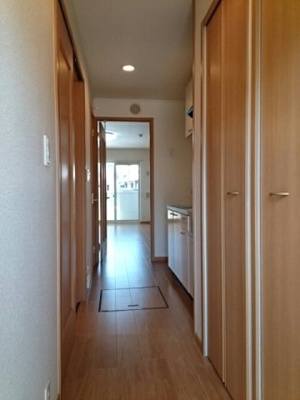 【玄関】 | モンターニュ | シンプルで使いやすい玄関です