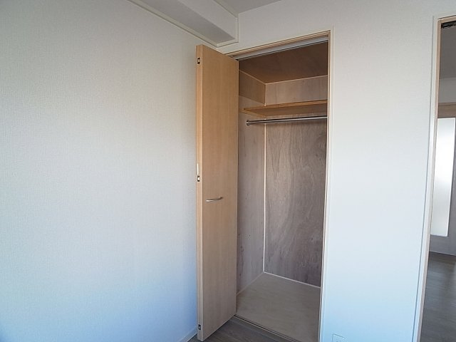 カーサ西山町の収納|収納スペースは各部屋に完備