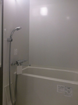 【浴室】 | フェルクルールプレスト文京湯島 | 落ち着いた空間のお風呂です