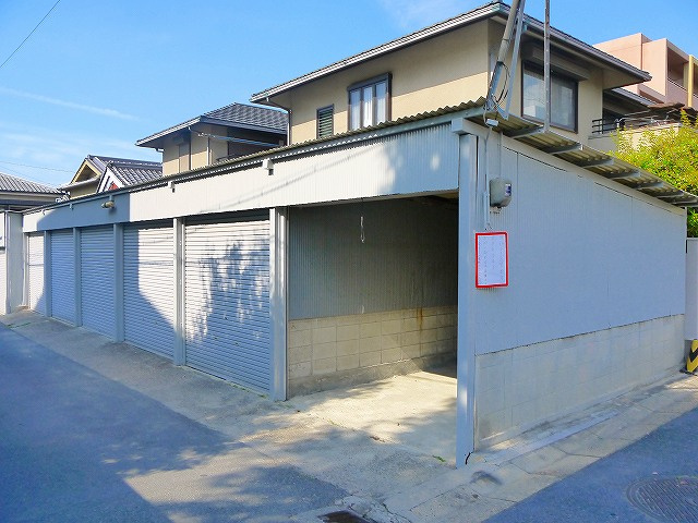 河合倉庫の外観