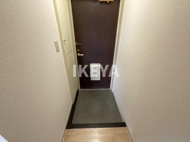 エクセレント北梅田の玄関