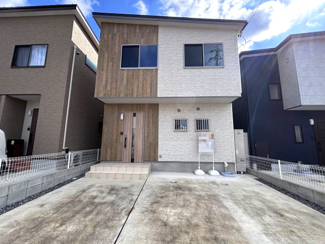 中古戸建　亀山2丁目の外観