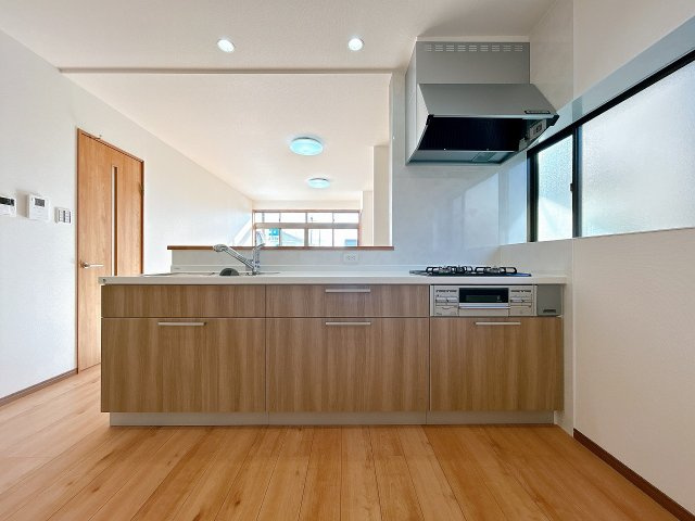 リフォーム済中古戸建　大垣市開発町2丁目　昭和63年築のキッチン