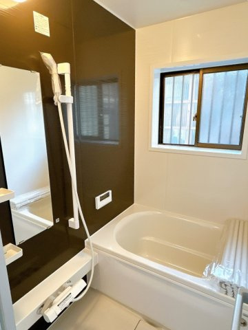 リフォーム済中古戸建　大垣市開発町2丁目　昭和63年築の浴室
